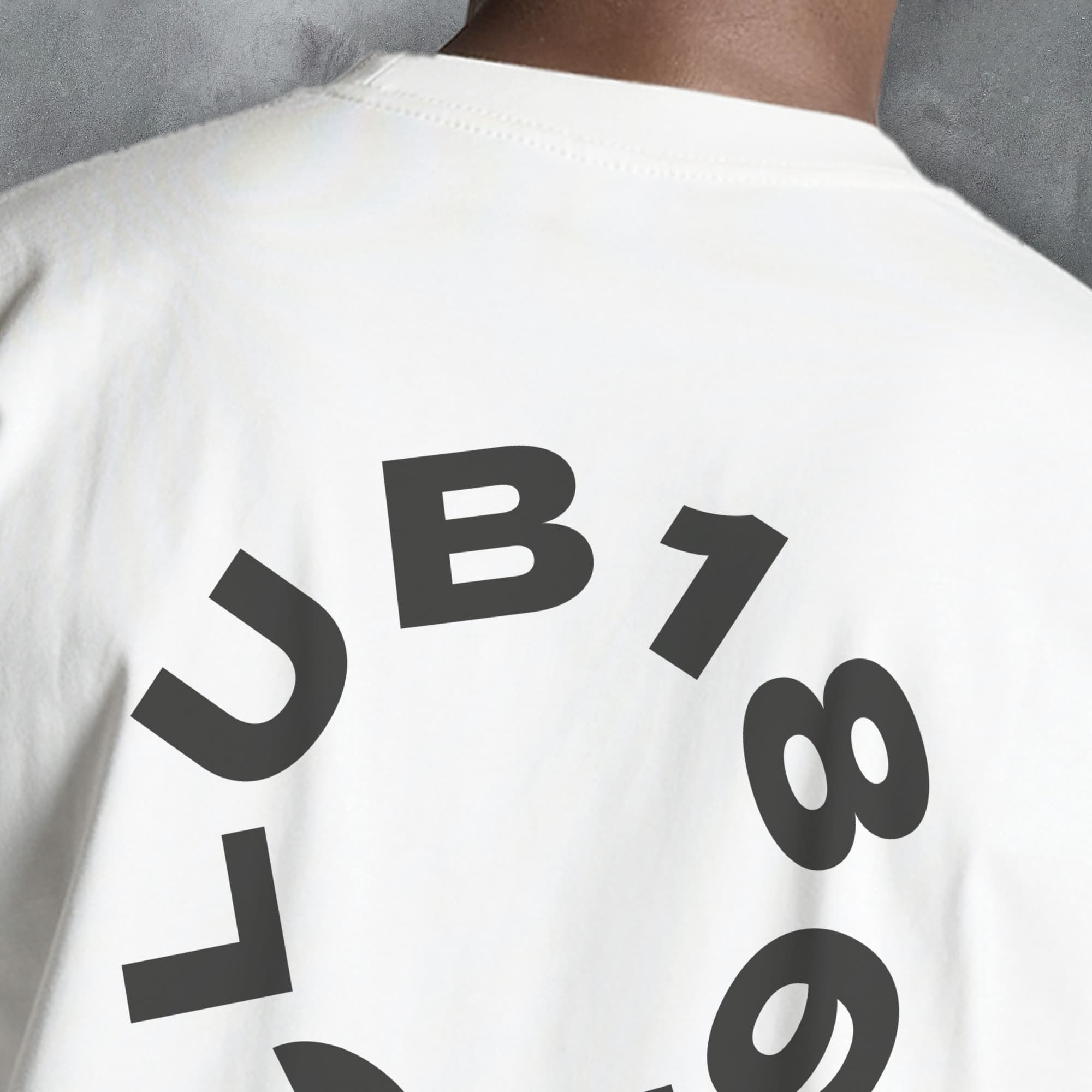 Notts County 'Club' Football T-Shirt (Circle)