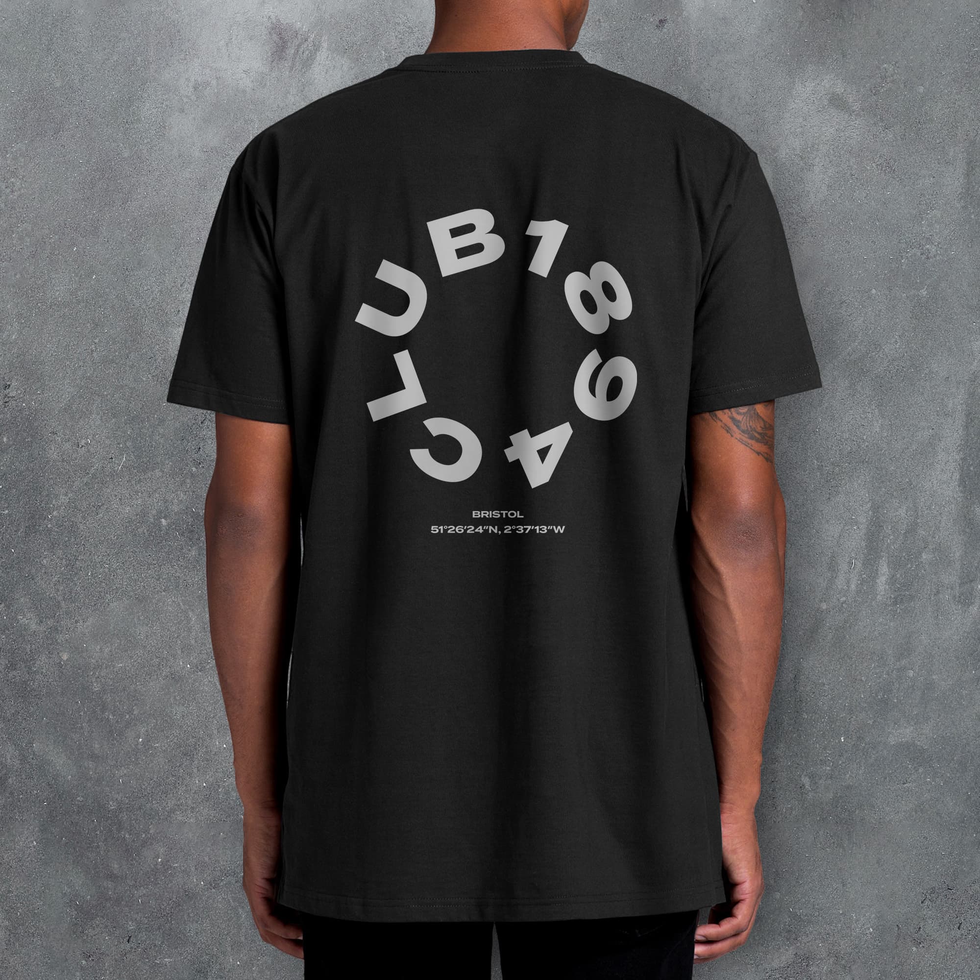 Bristol City 'Club' Football T-Shirt (Circle)