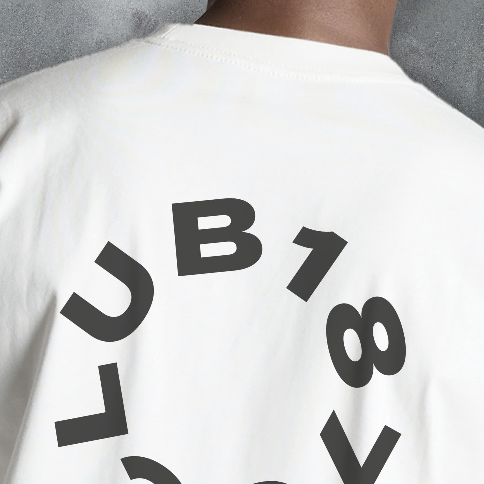 Derbyshire 'Club' Cricket T-Shirt (Circle)